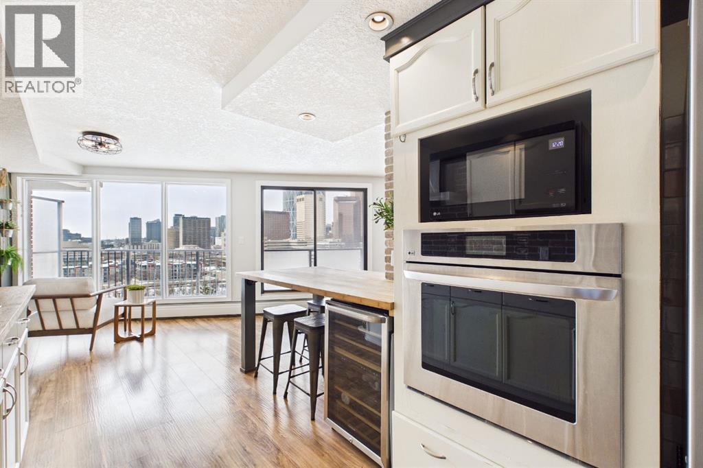 Single Family House for Sale in   Meredith Road NE Crescent Heights Calgary 