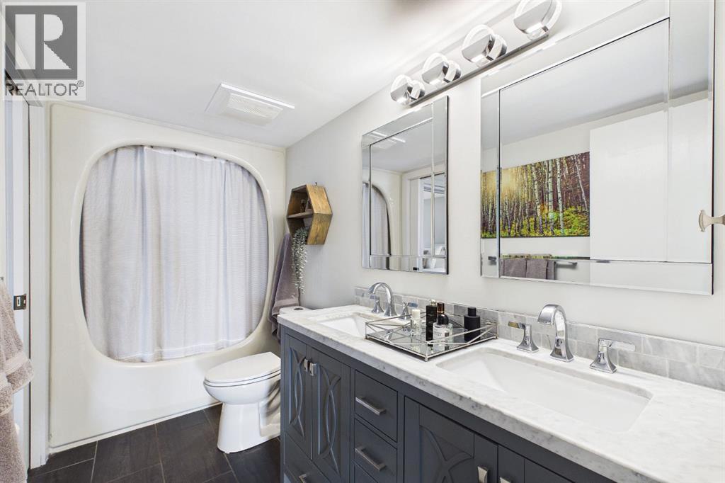 Single Family House for Sale in   Meredith Road NE Crescent Heights Calgary 