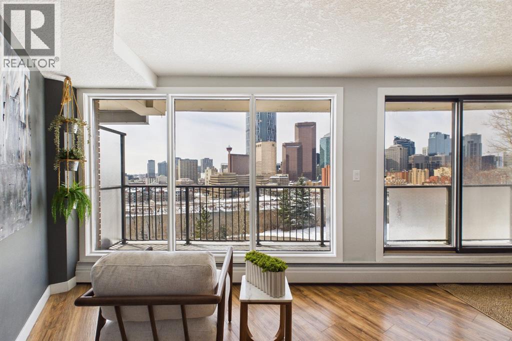 Single Family House for Sale in   Meredith Road NE Crescent Heights Calgary 