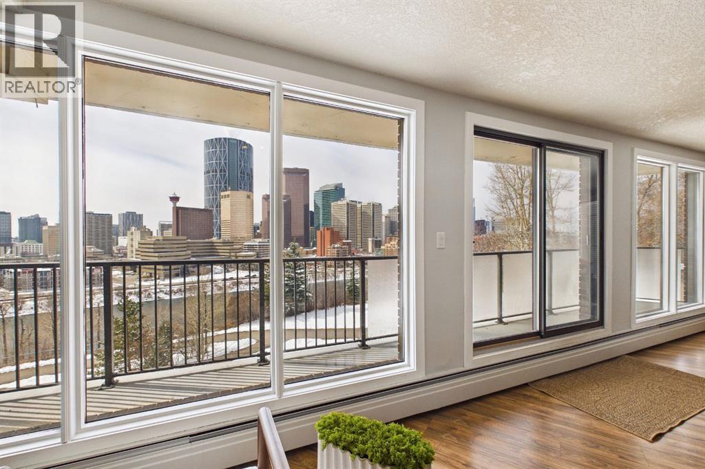 Single Family House for Sale in   Meredith Road NE Crescent Heights Calgary 