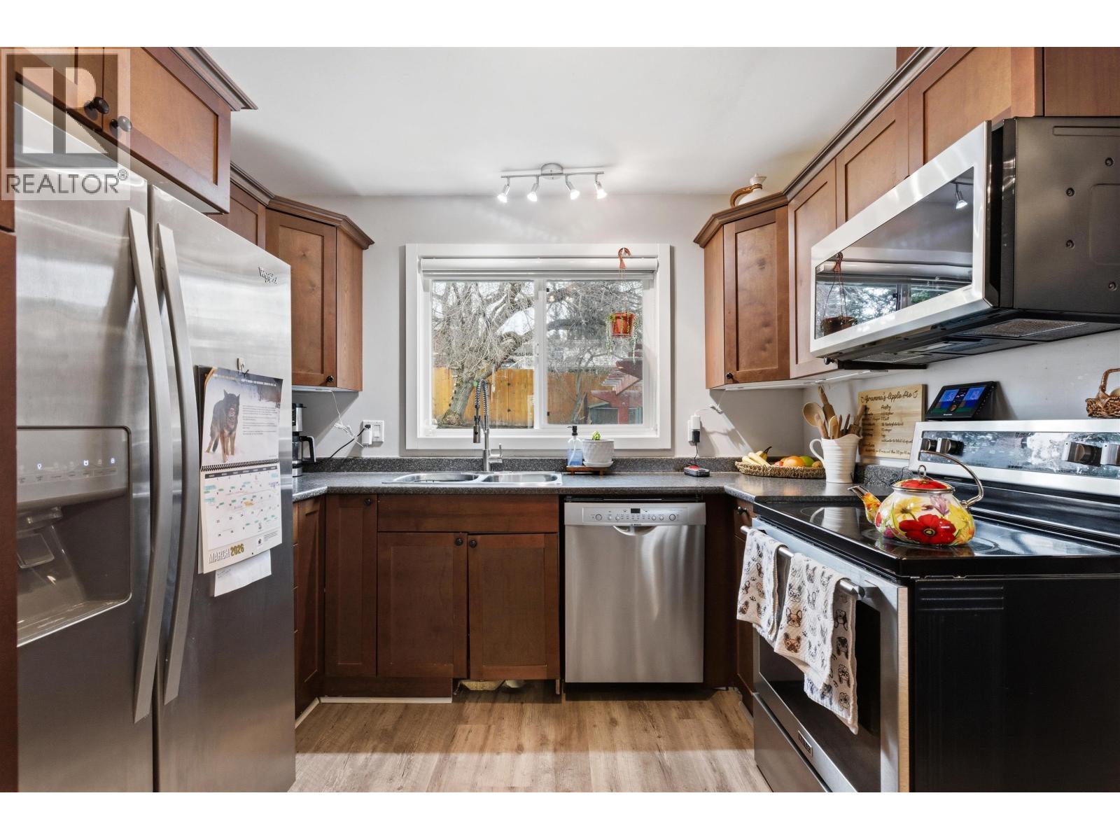 716 PIGEON AVENUE - 11