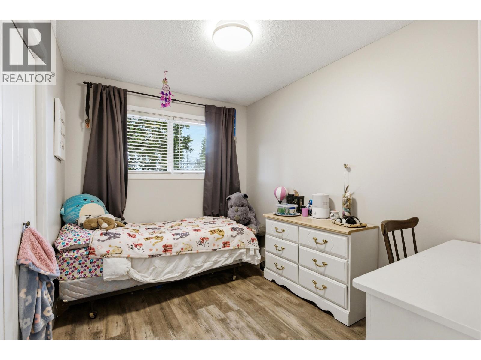 716 PIGEON AVENUE - 14