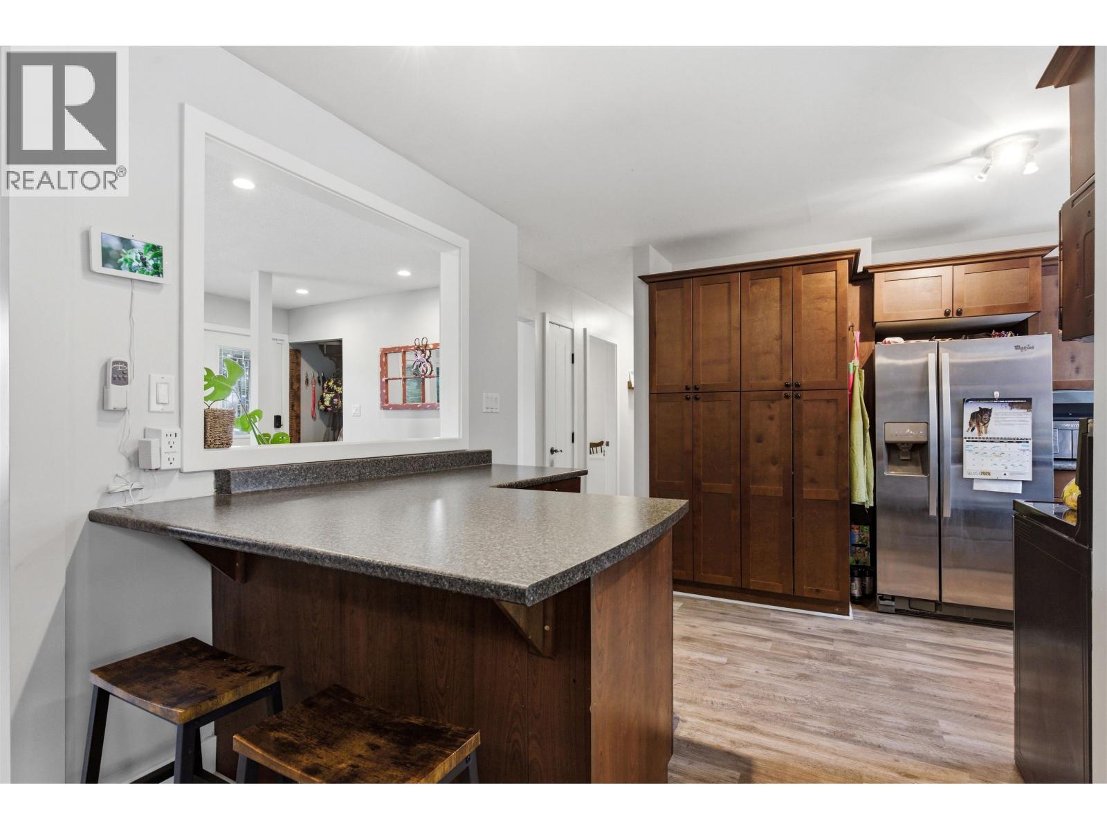 716 PIGEON AVENUE - 10