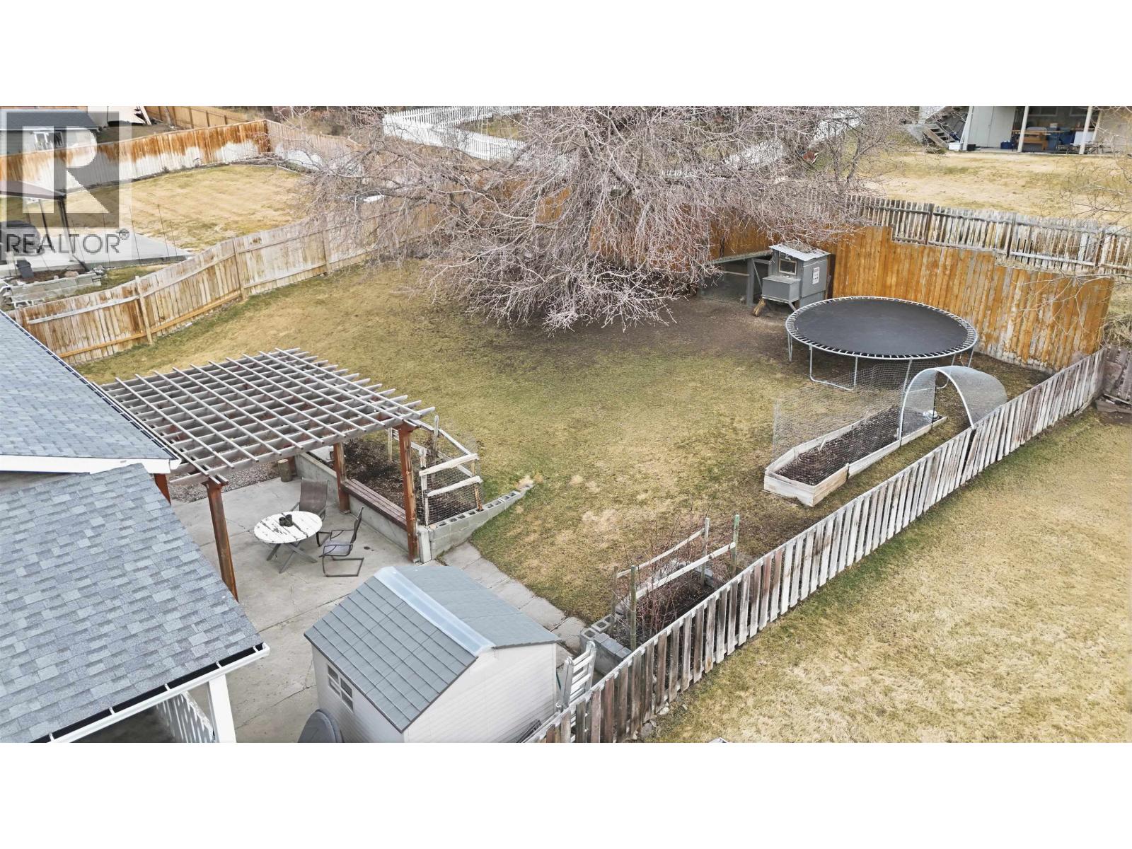 716 PIGEON AVENUE - 29