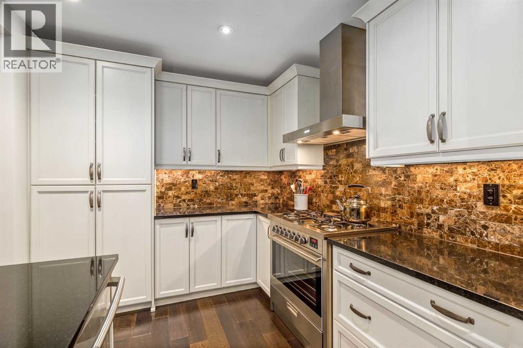 Single Family House for Sale in   Quarry Way SE Douglasdale/Glen Calgary 