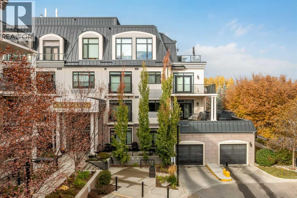 Single Family House for Sale in   Quarry Way SE Douglasdale/Glen Calgary 