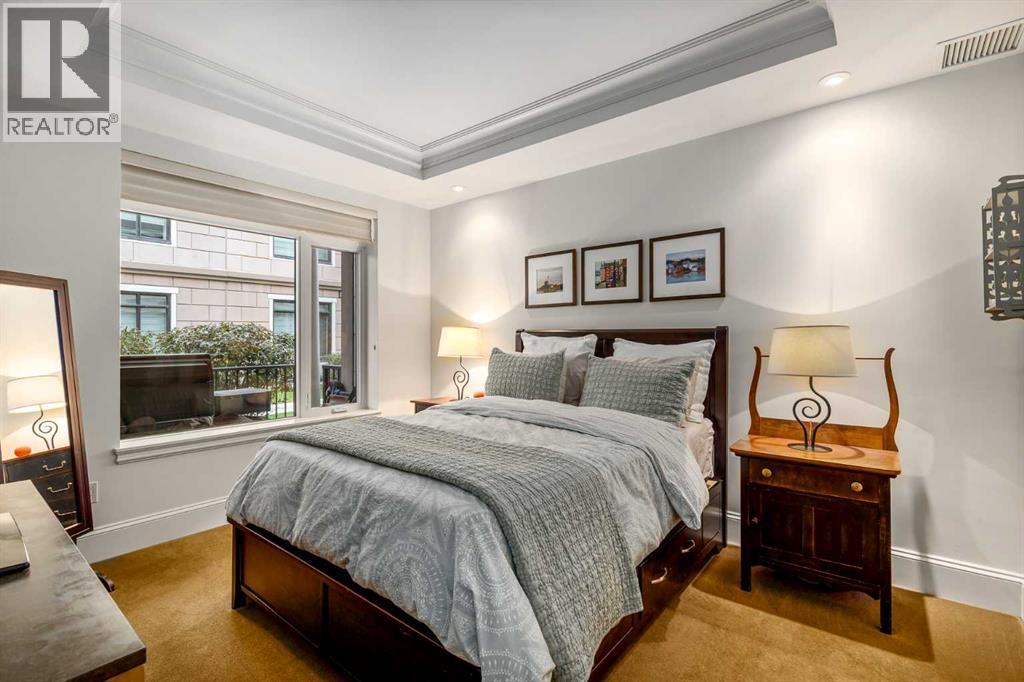 Single Family House for Sale in   Quarry Way SE Douglasdale/Glen Calgary 