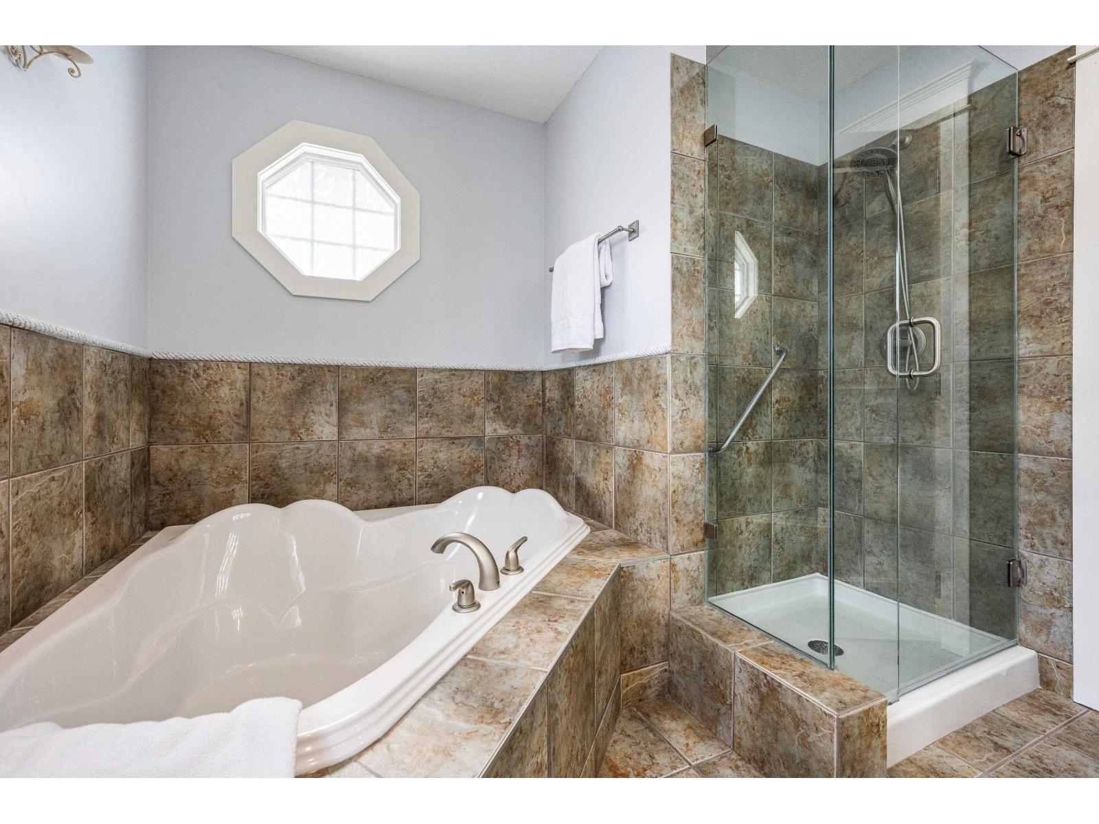 5853 GARRISON BOULEVARD, Garrison Crossing, Chilliwack