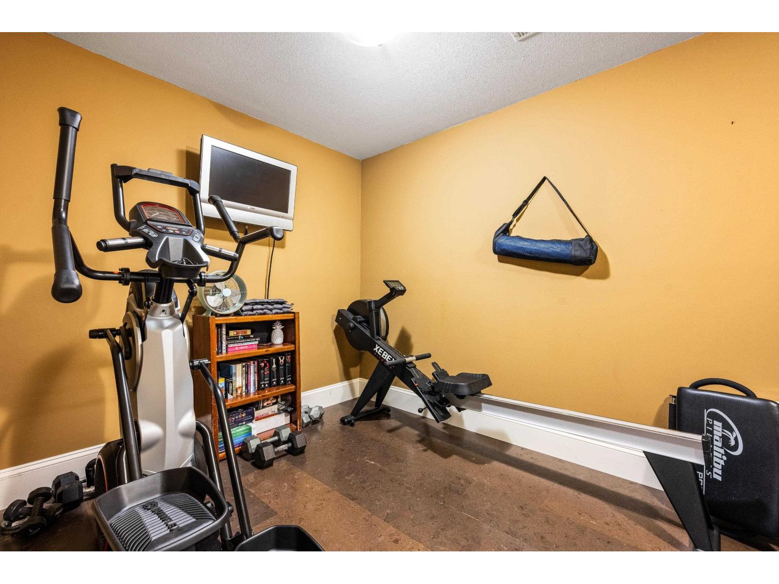 5853 GARRISON BOULEVARD, Garrison Crossing, Chilliwack