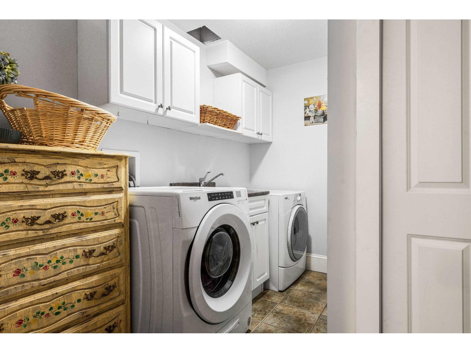 5853 GARRISON BOULEVARD, Garrison Crossing, Chilliwack