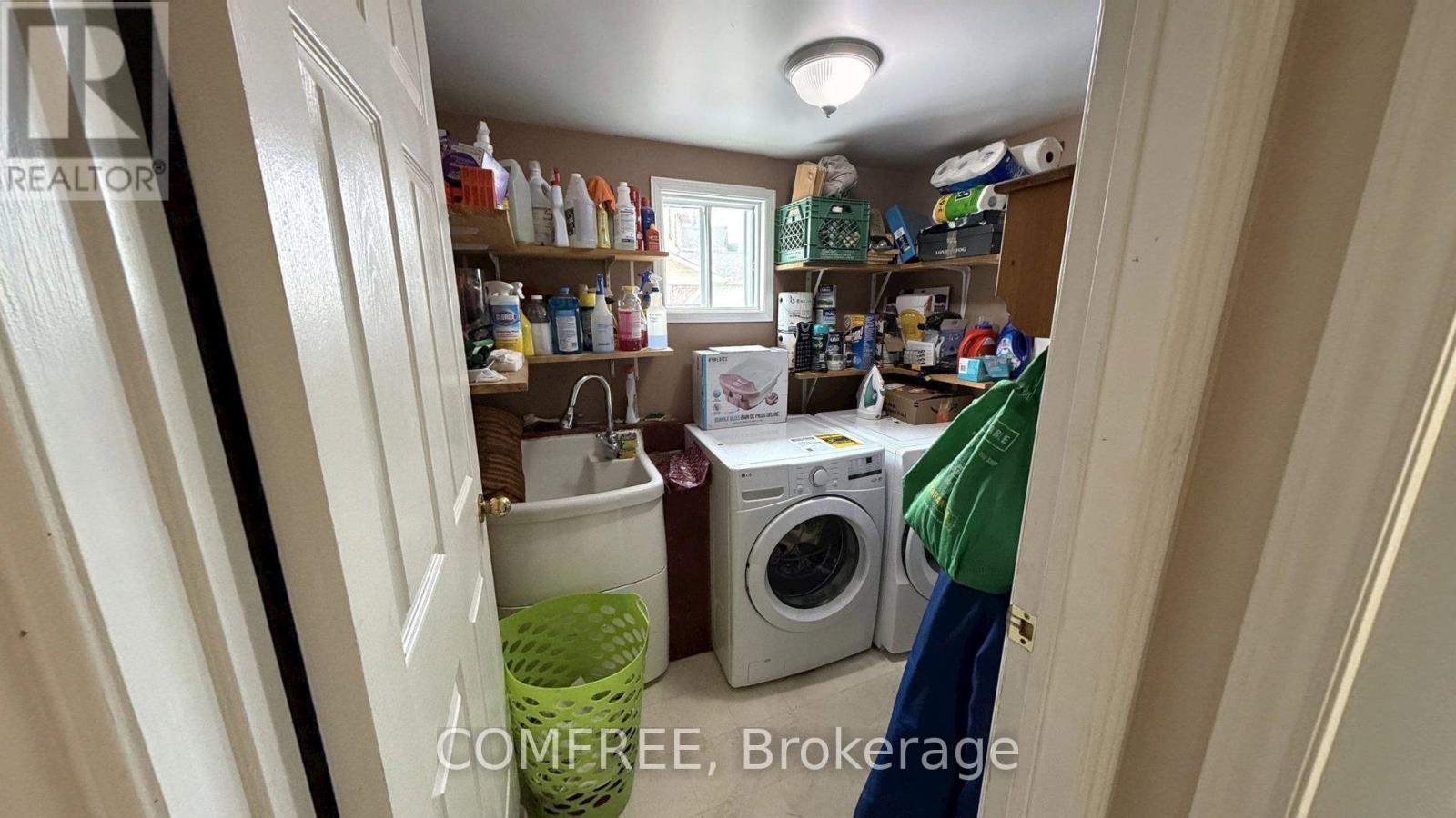 24 SHORTREED COURT - 11