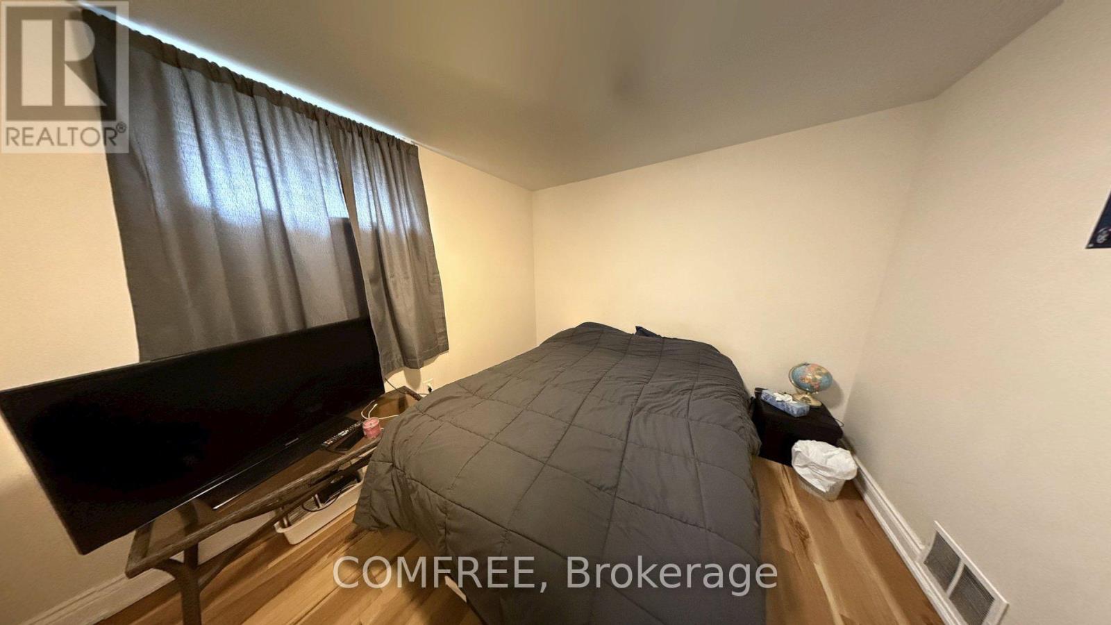 24 SHORTREED COURT - 22