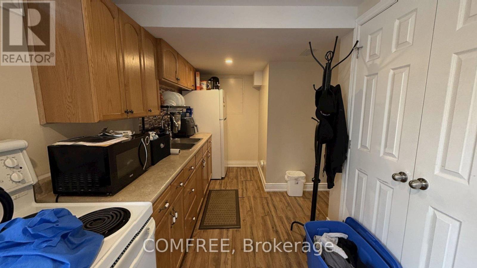 24 SHORTREED COURT - 25