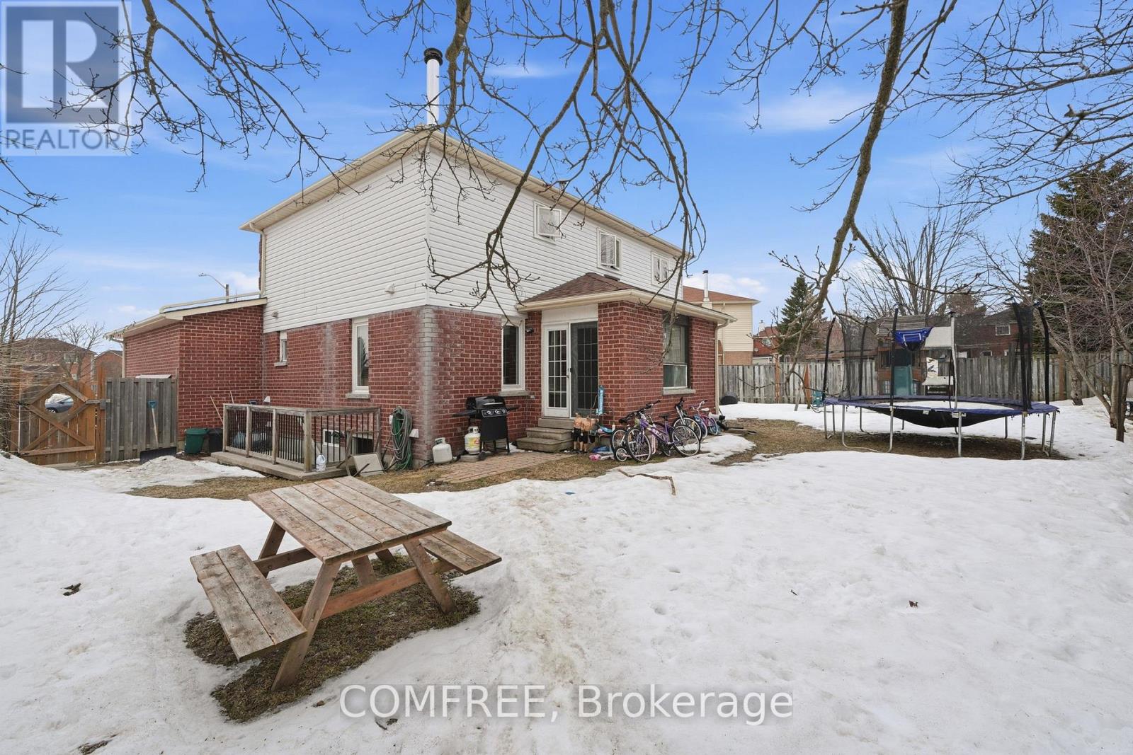 24 SHORTREED COURT - 28