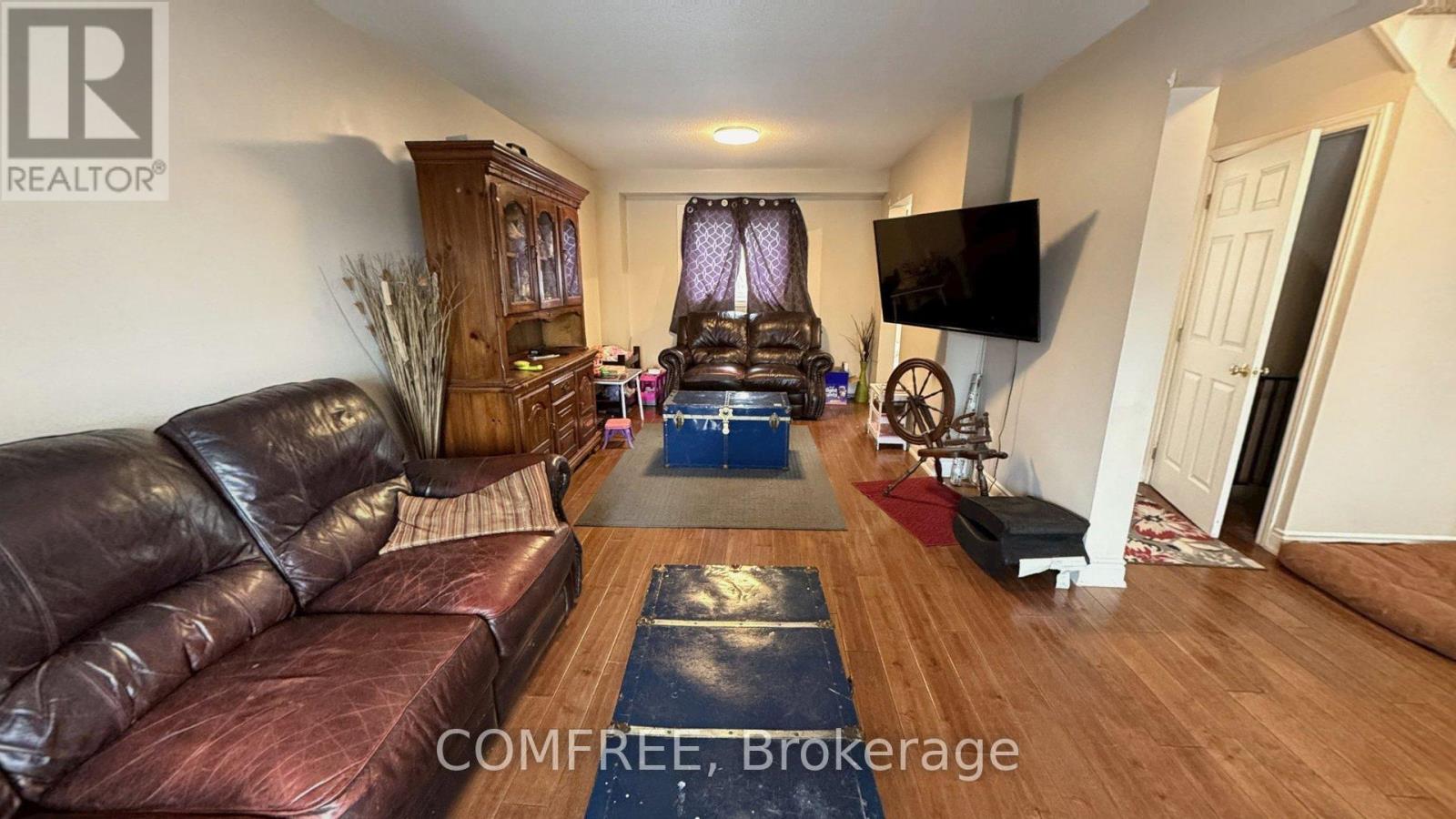 24 SHORTREED COURT - 3