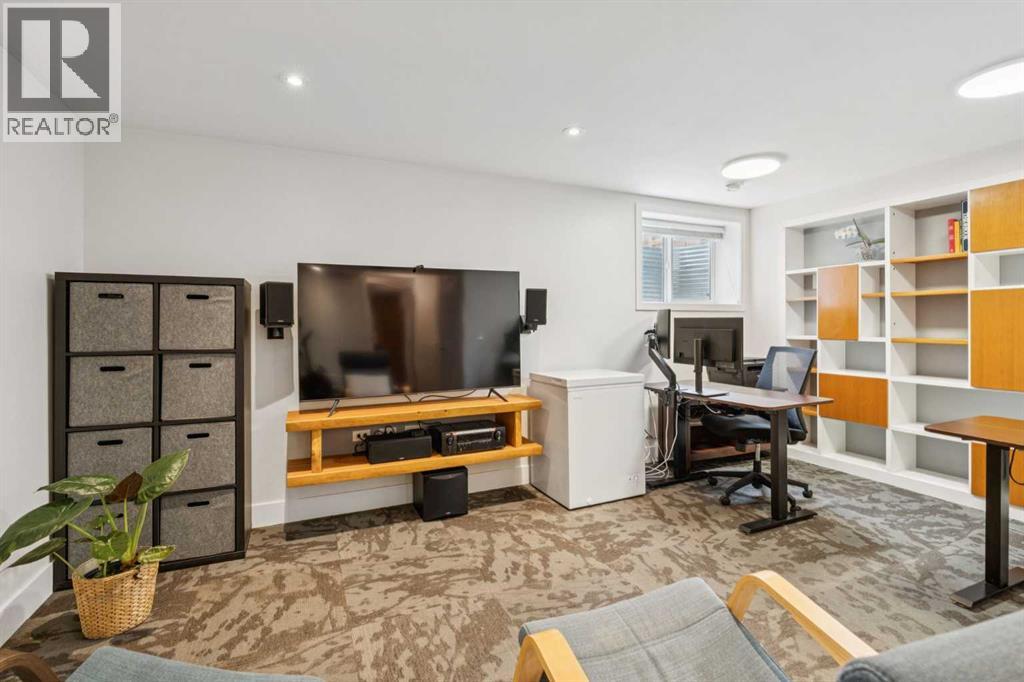 Single Family House for Sale in  Silverado Plains View SW Silverado Calgary 