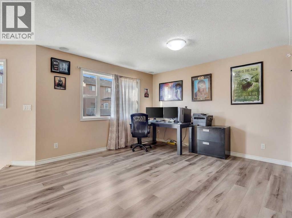 60 Sherwood Way NW - 14