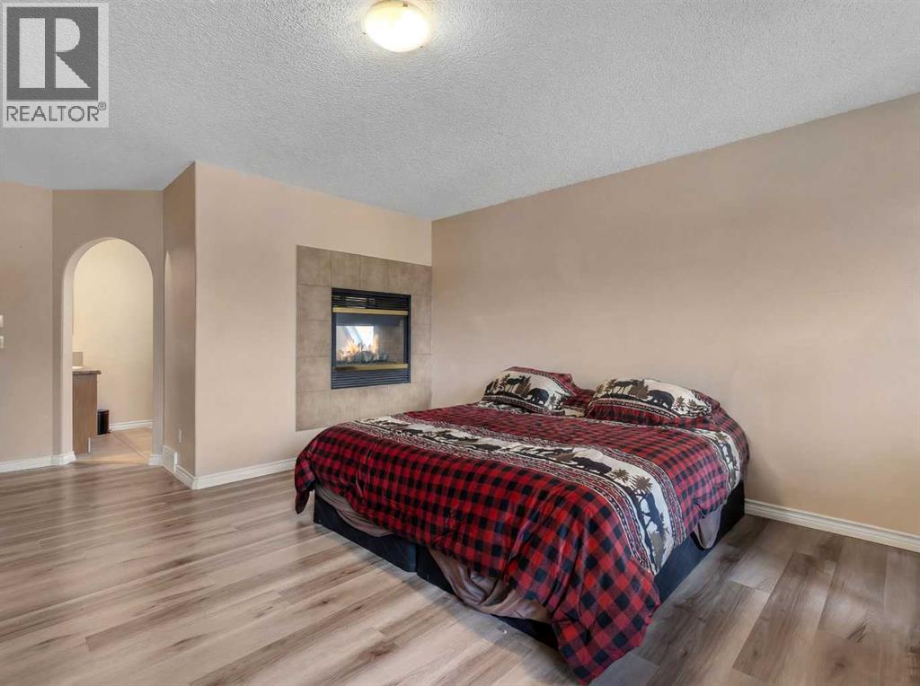 60 Sherwood Way NW - 19