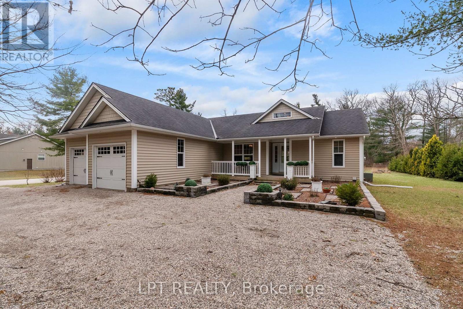 10023 JENNA ROAD, Lambton Shores (Grand Bend), Ontario