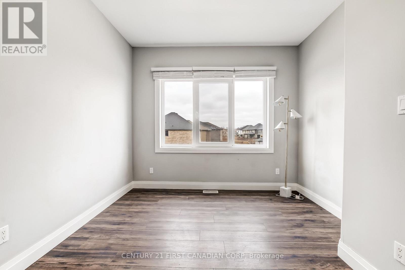 753 SUPERIOR DRIVE - 22