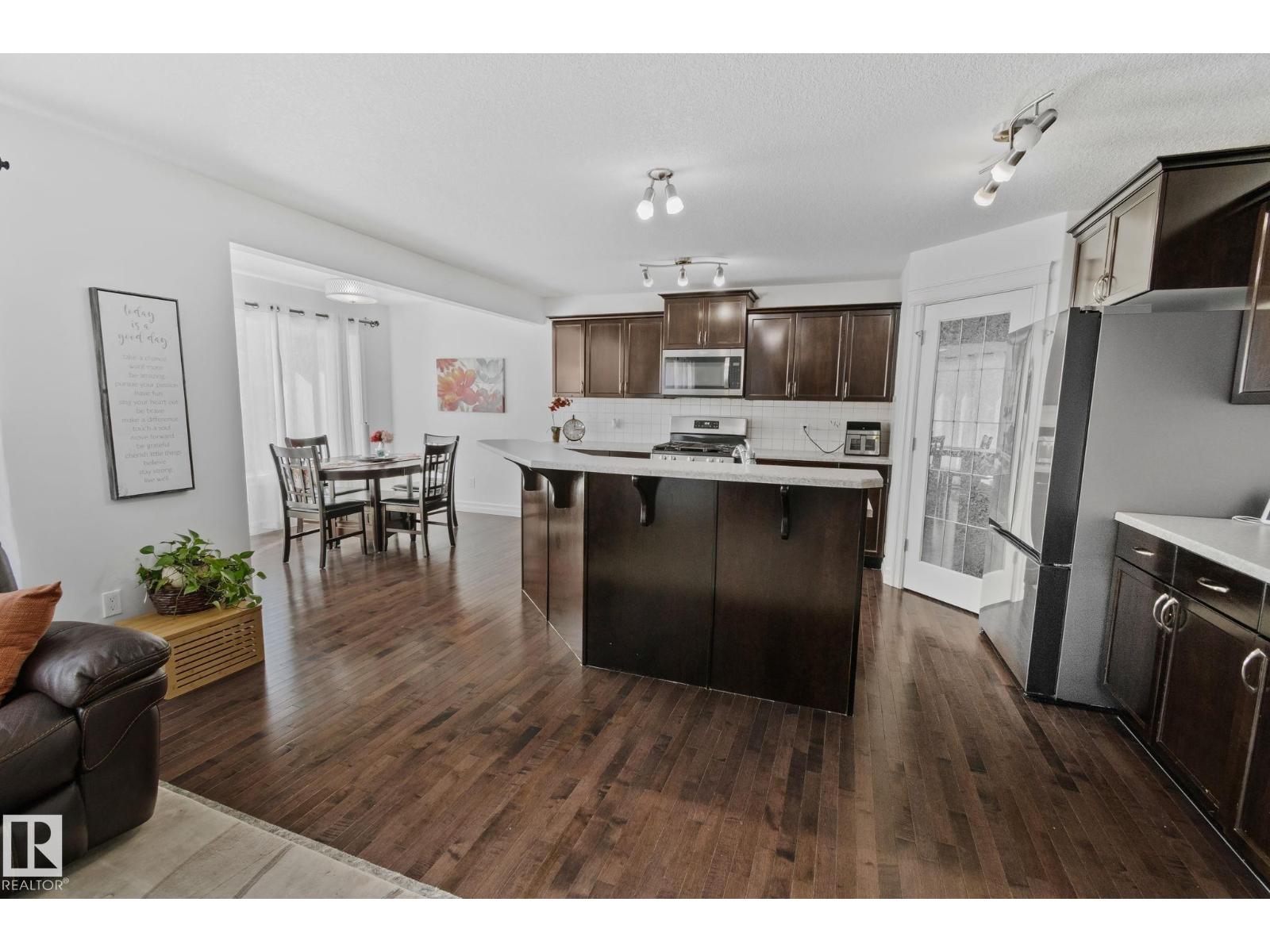 1115 61 ST SW, Edmonton