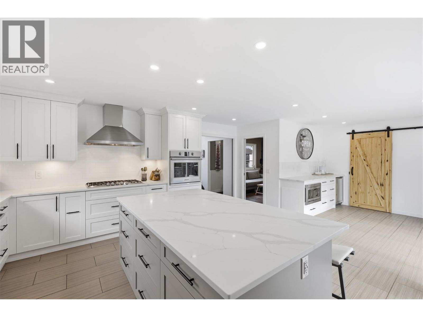  2298 Balfour Court, Kamloops