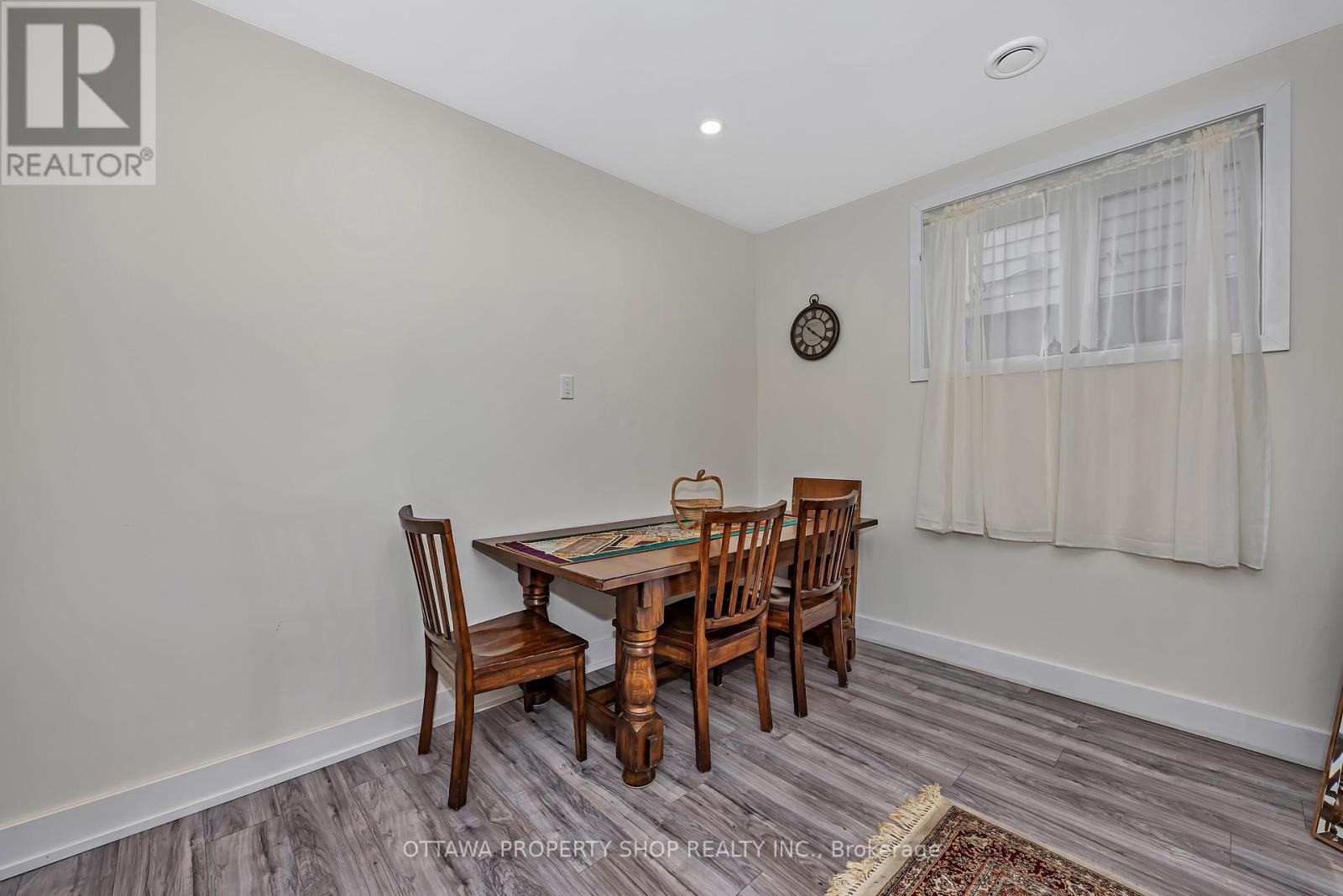 1355 MORY STREET - 38