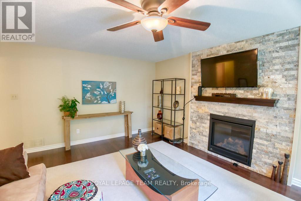 27 SHERK CRESCENT - 10