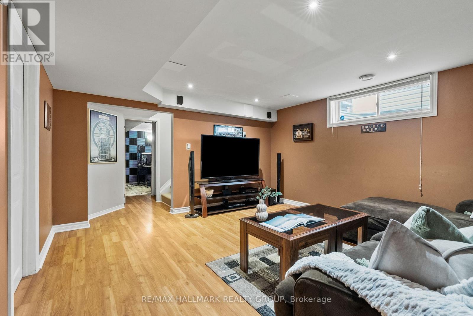 303 PARKIN CIRCLE - 30