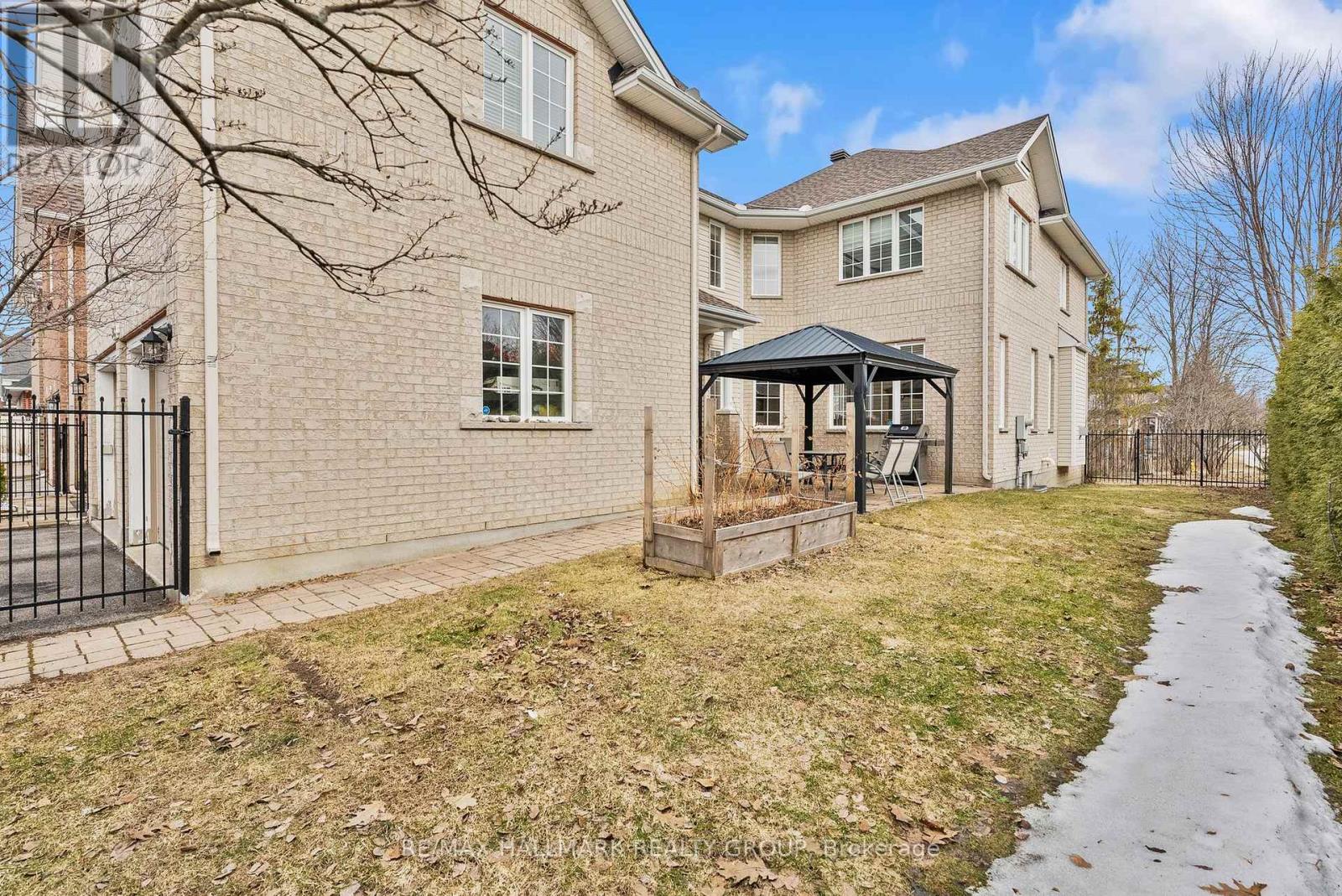 303 PARKIN CIRCLE - 38