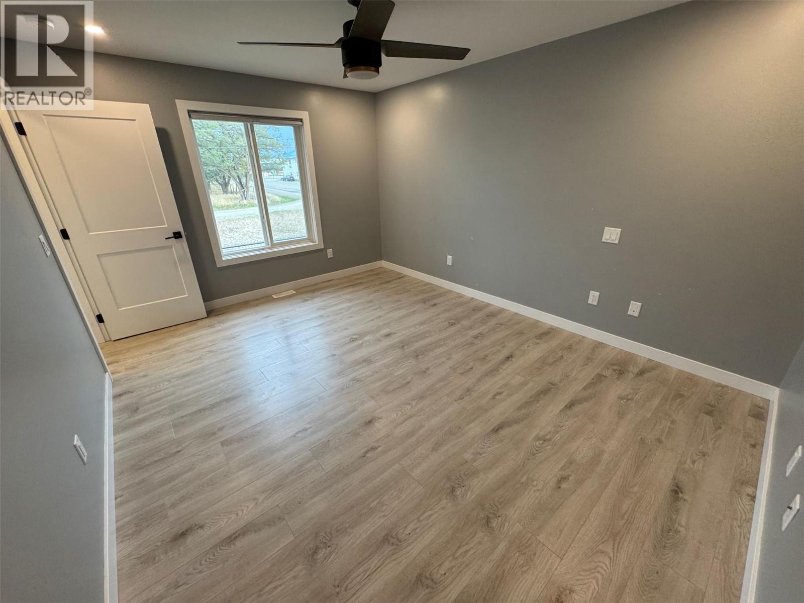 #B 2680 75 AVENUE - 13