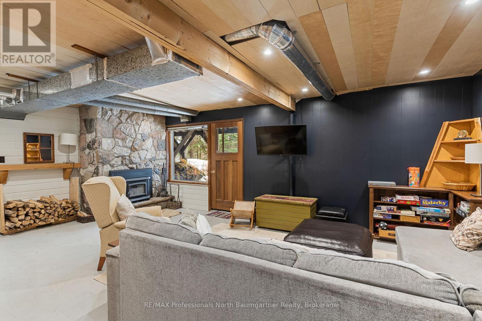 Single Family House Bungalow for Sale in  COULSON LANE Highlands East (Glamorgan) 