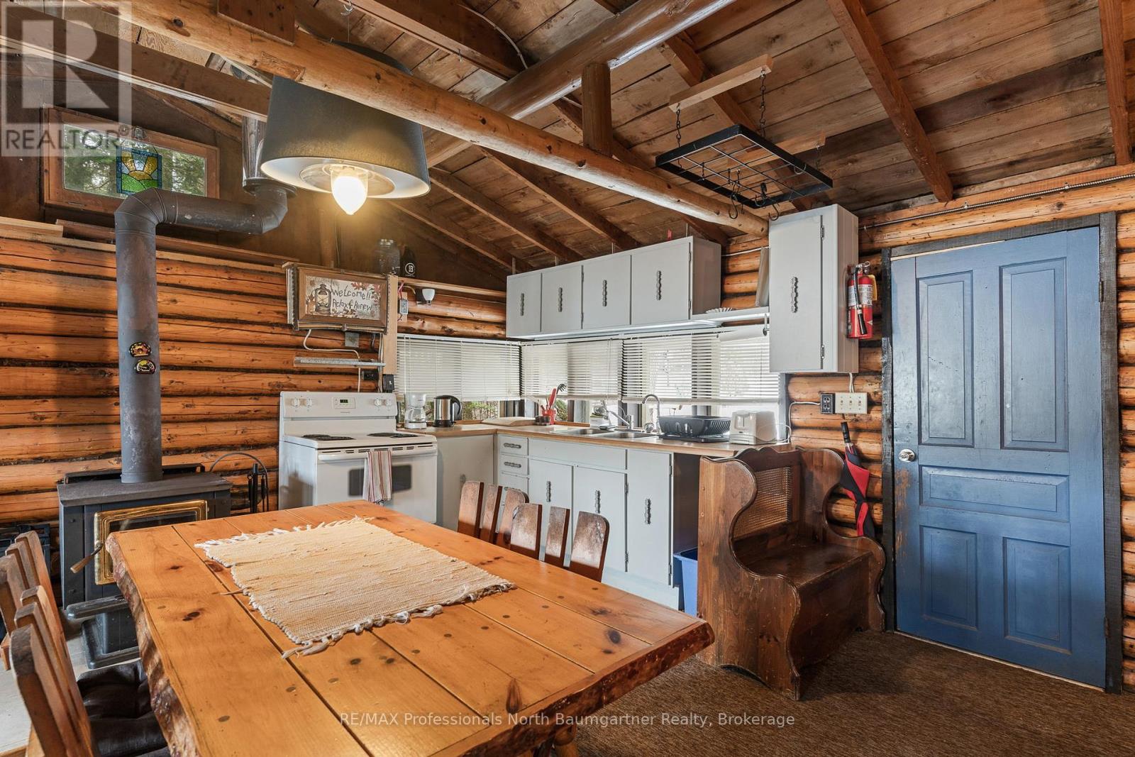 Single Family House Bungalow for Sale in  COULSON LANE Highlands East (Glamorgan) 