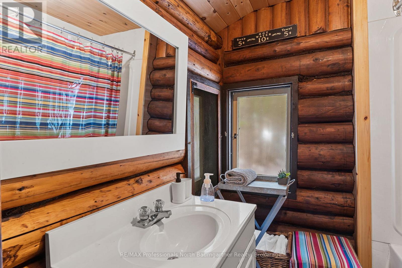 Single Family House Bungalow for Sale in  COULSON LANE Highlands East (Glamorgan) 