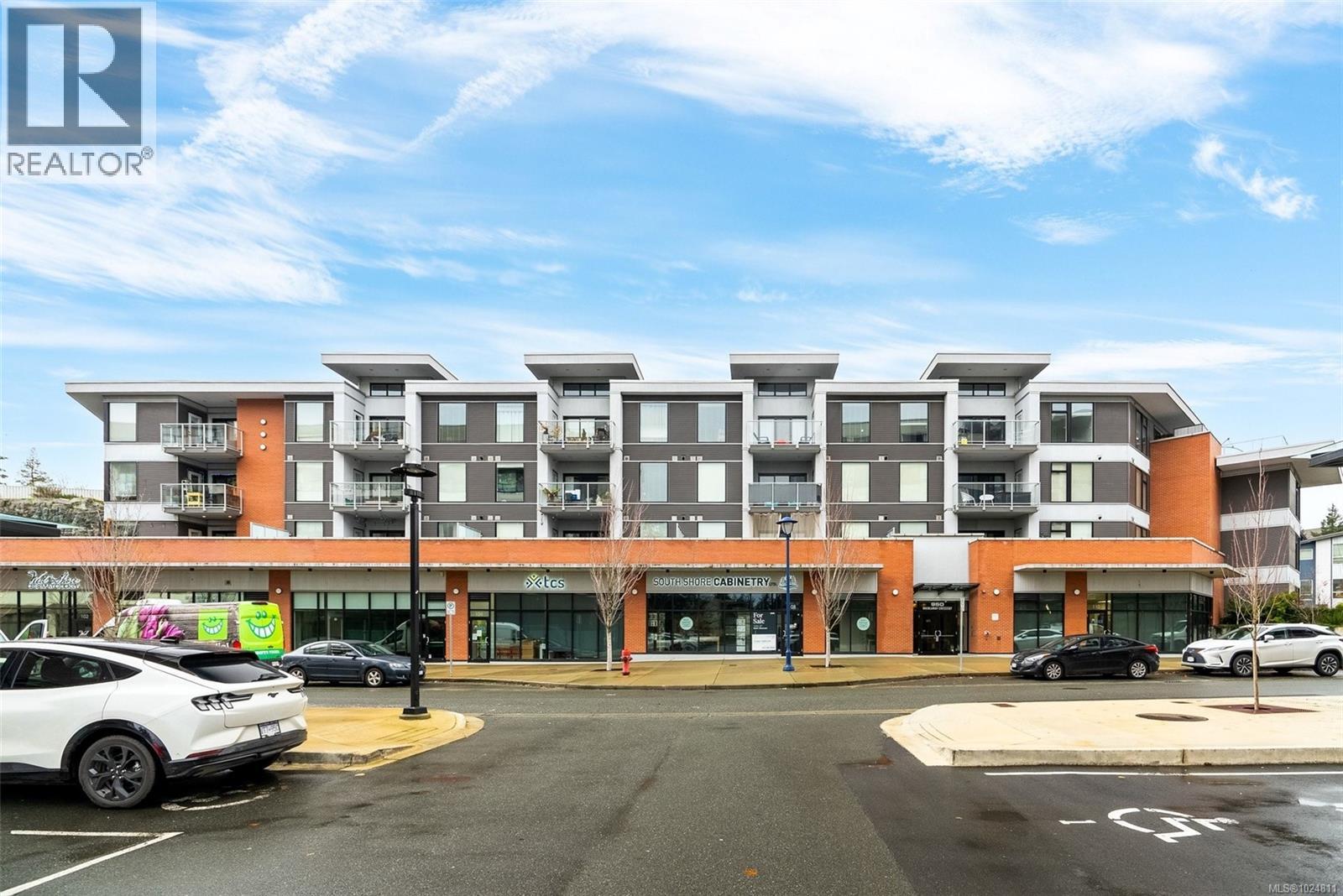 #304 950 WHIRLAWAY CRES - 20