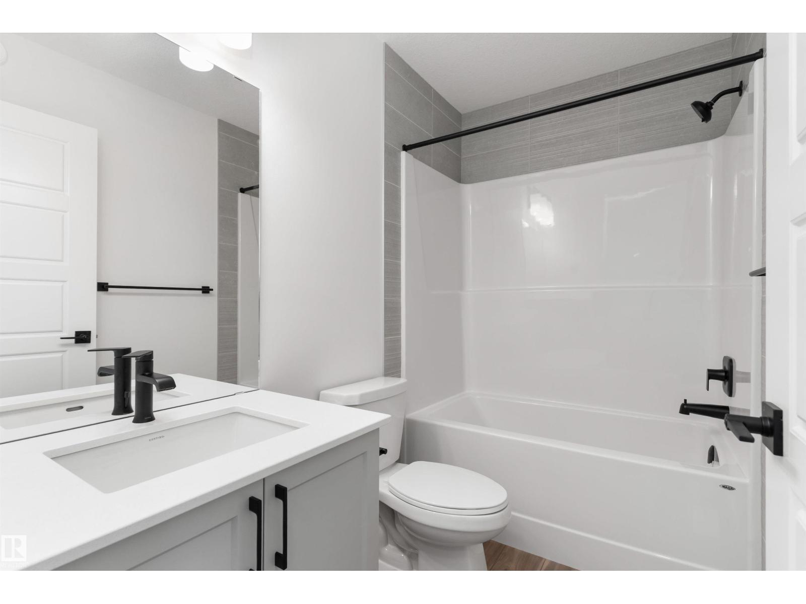 4028 207 ST NW - 26