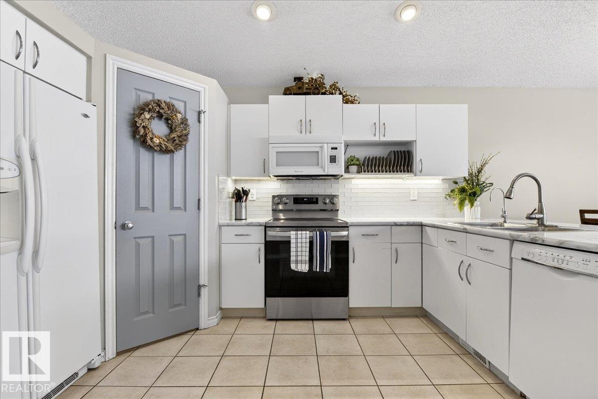 3518 18 ST NW, Edmonton