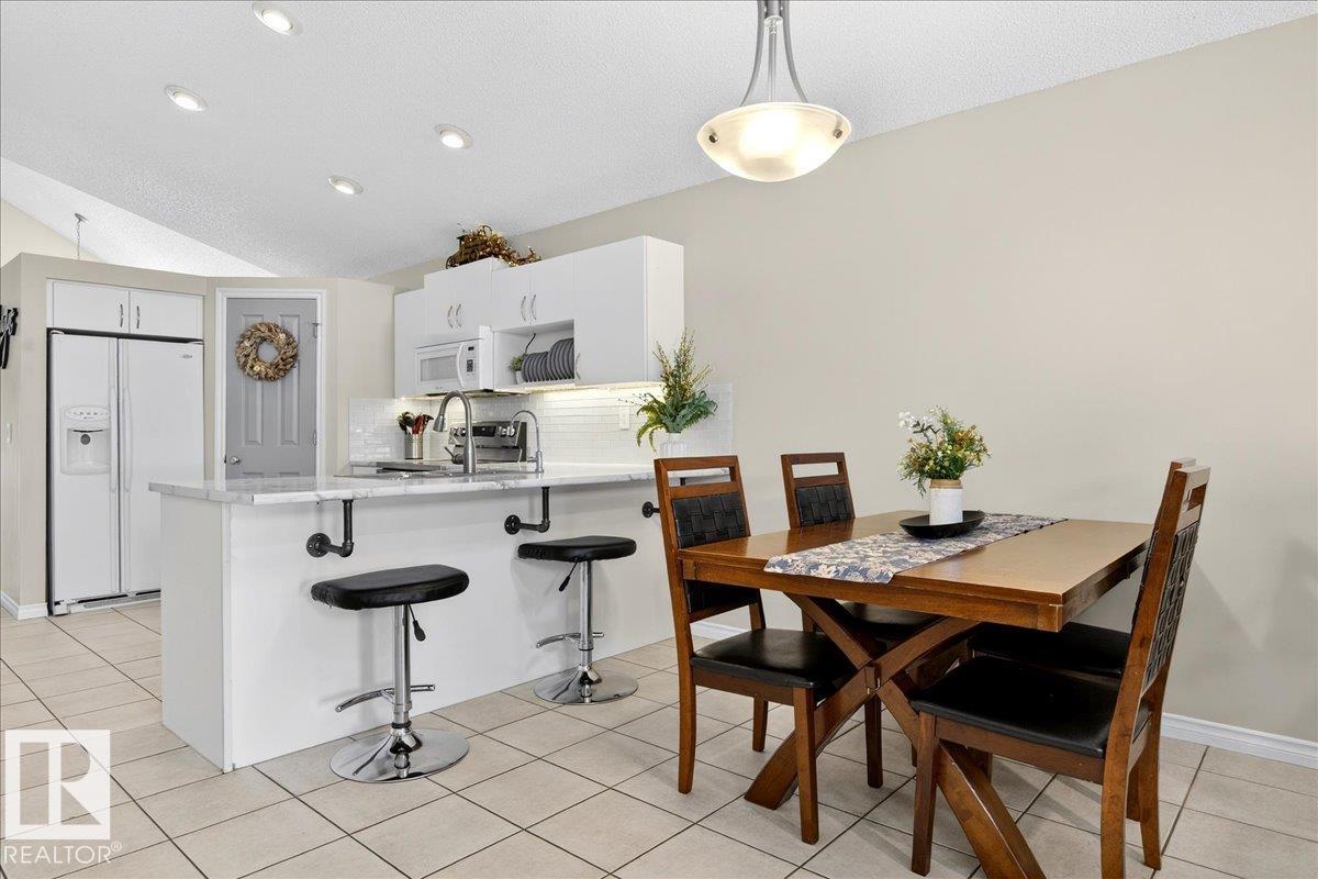 3518 18 ST NW, Edmonton