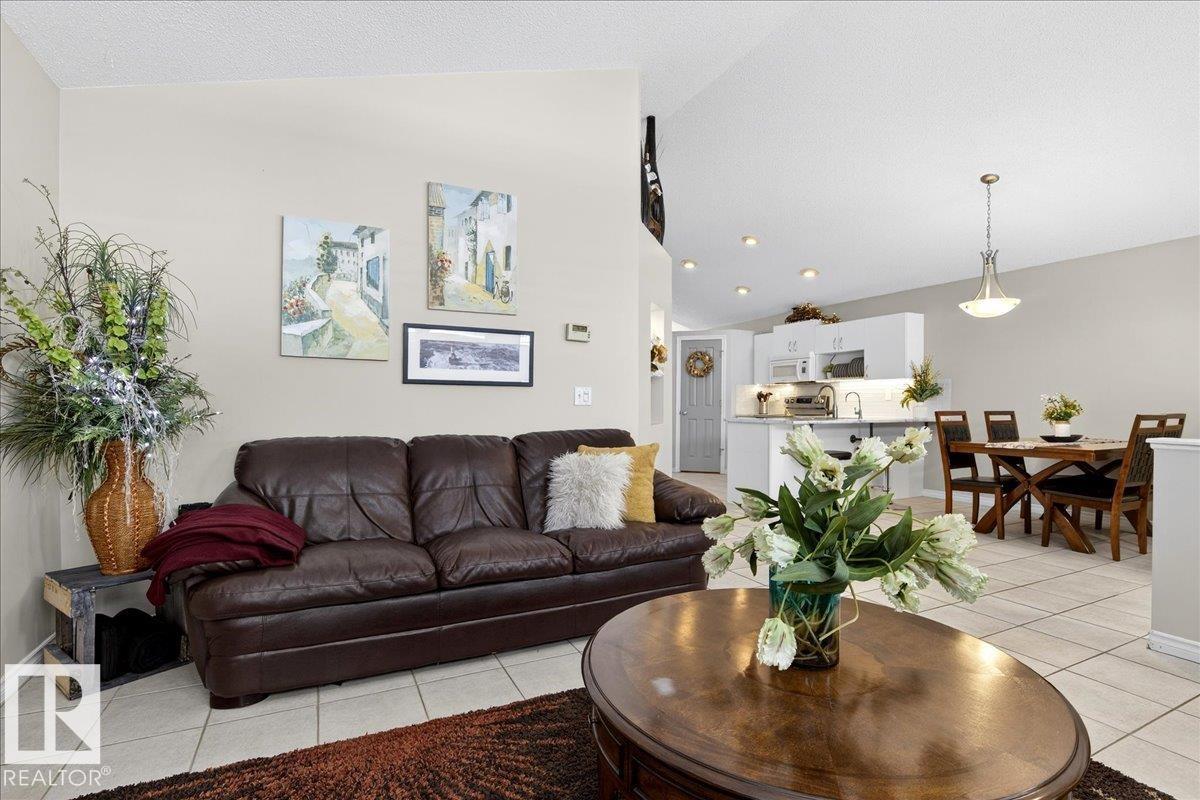 3518 18 ST NW, Edmonton