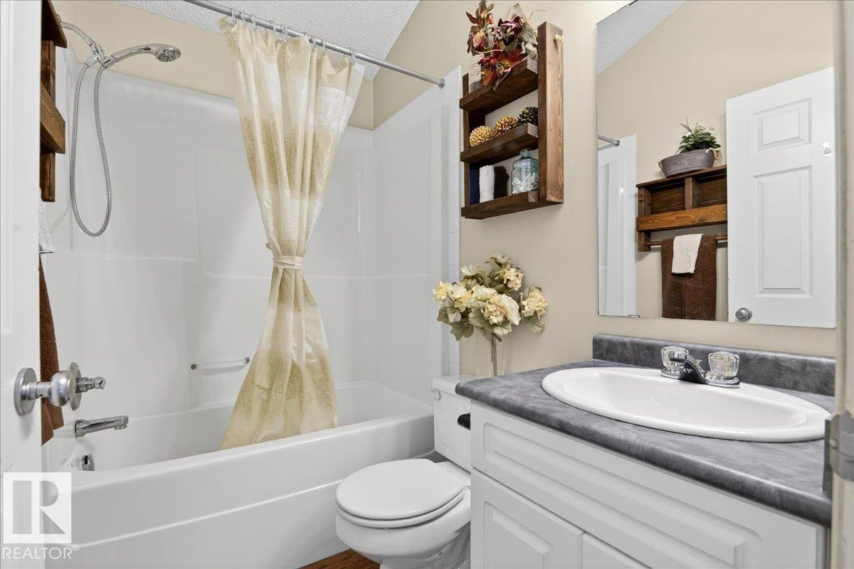 3518 18 ST NW, Edmonton