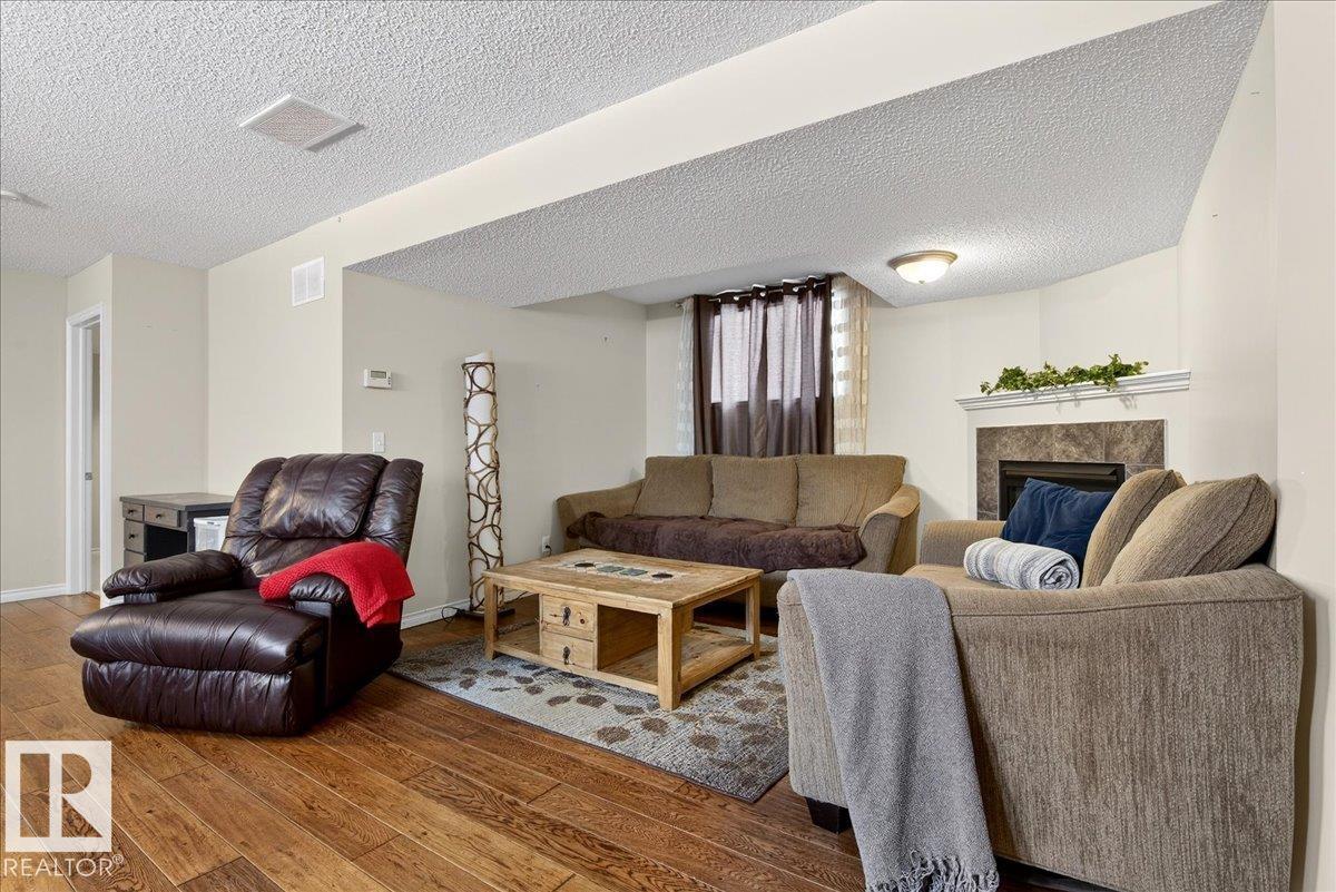 3518 18 ST NW, Edmonton