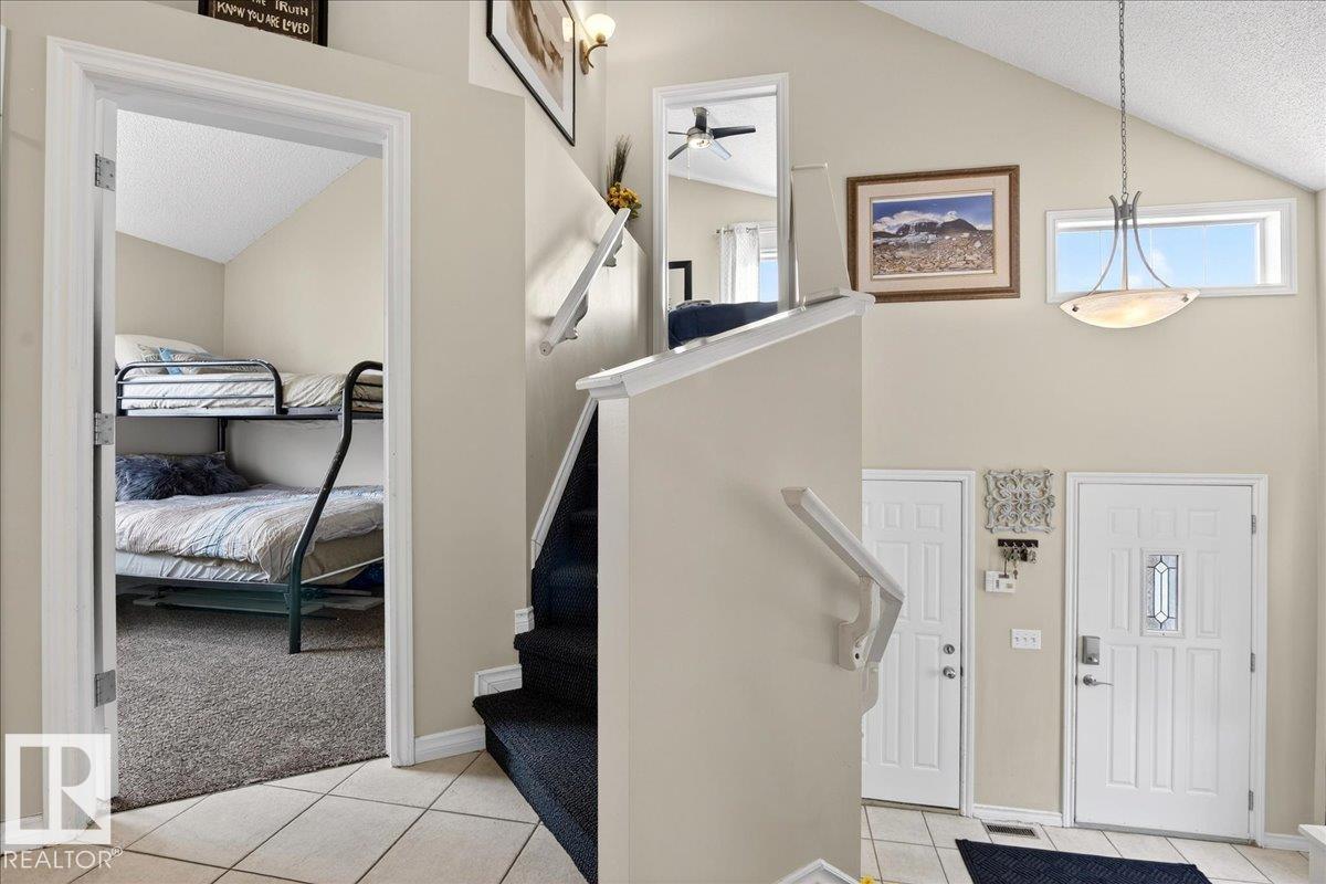 3518 18 ST NW, Edmonton