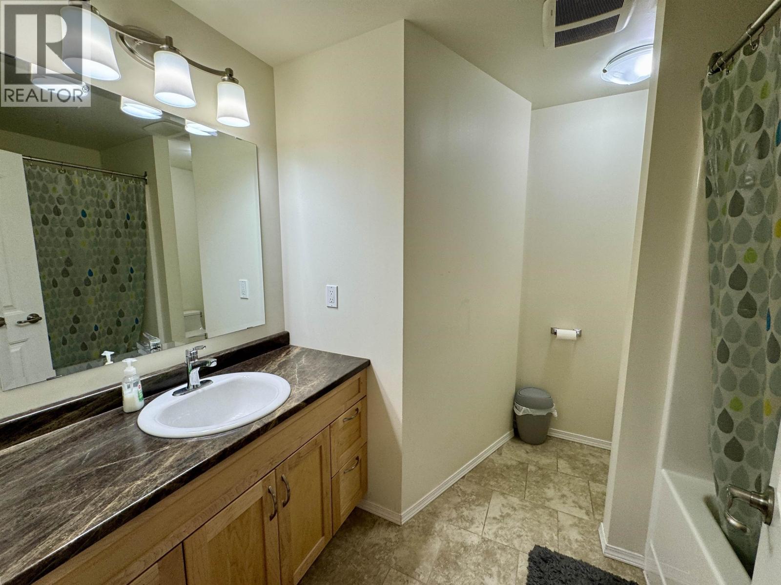 29 STARLITER Way, Smithers