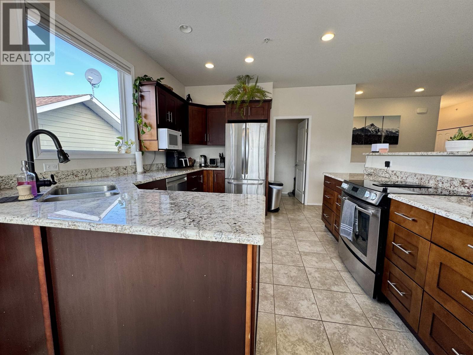 29 STARLITER Way, Smithers