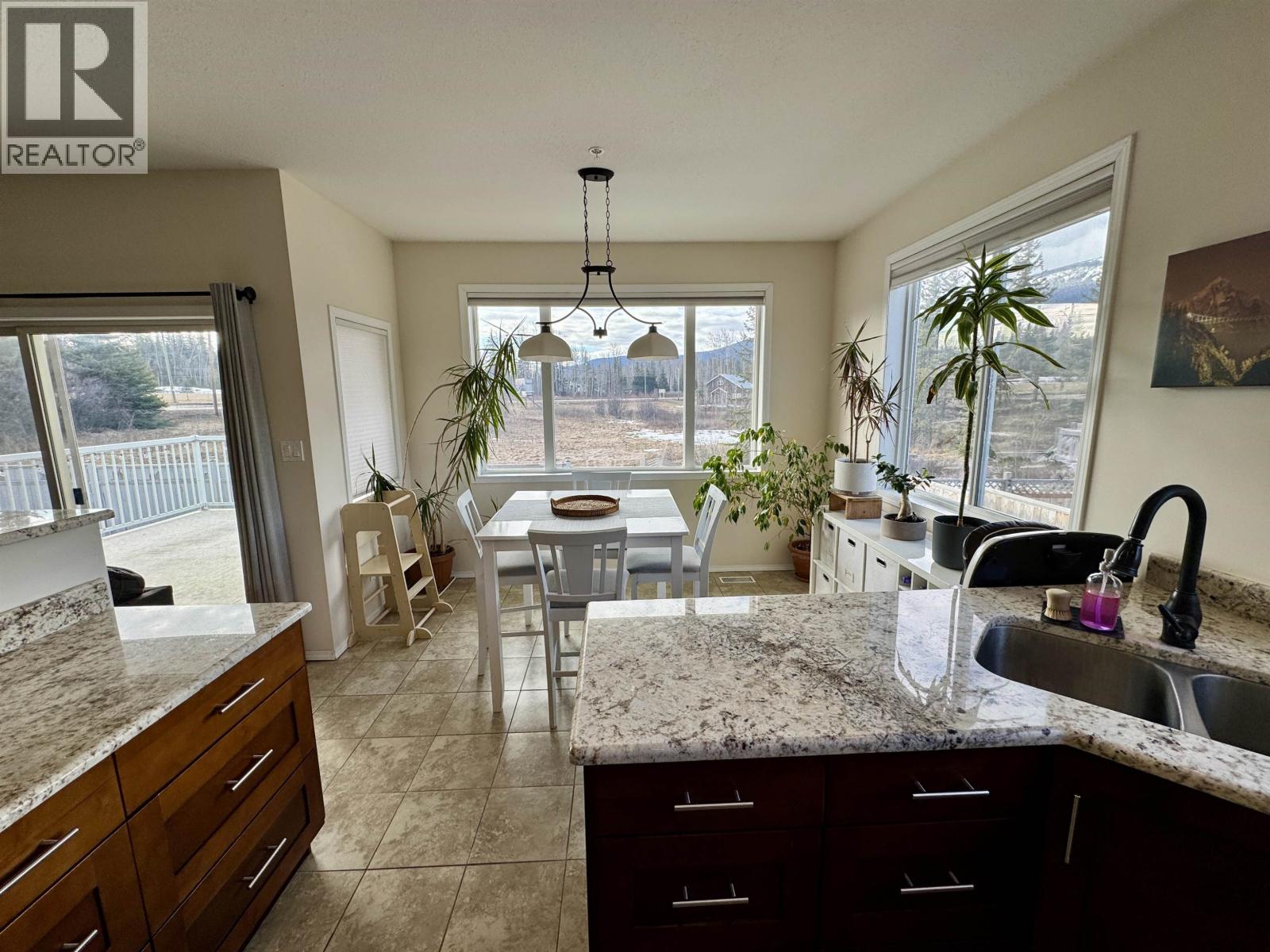 29 STARLITER Way, Smithers