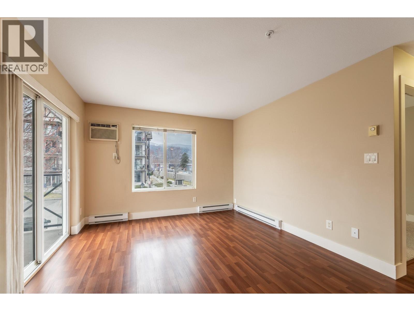 256 Hastings Avenue Unit# 203, Penticton