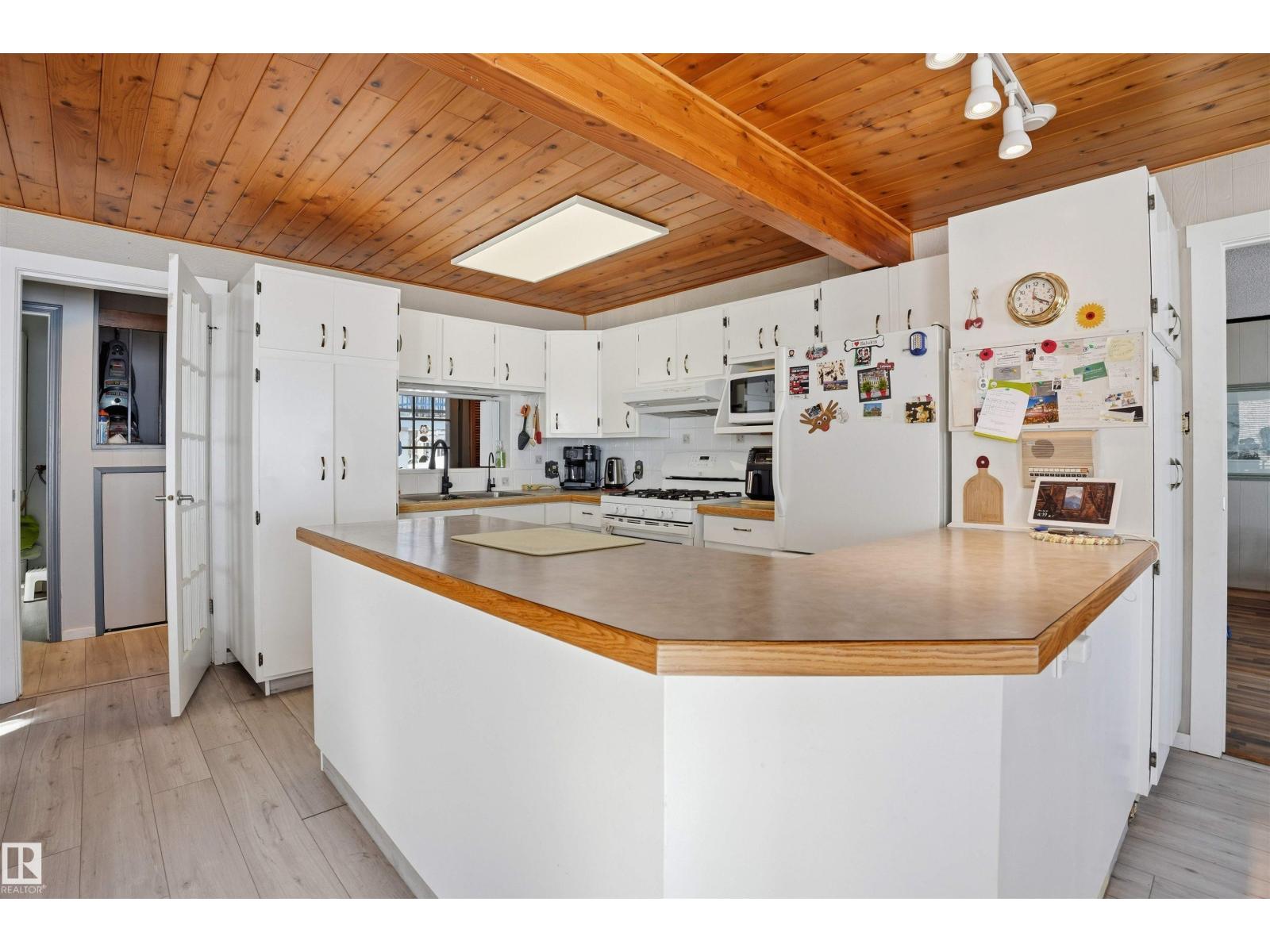 707 7 ST - 14