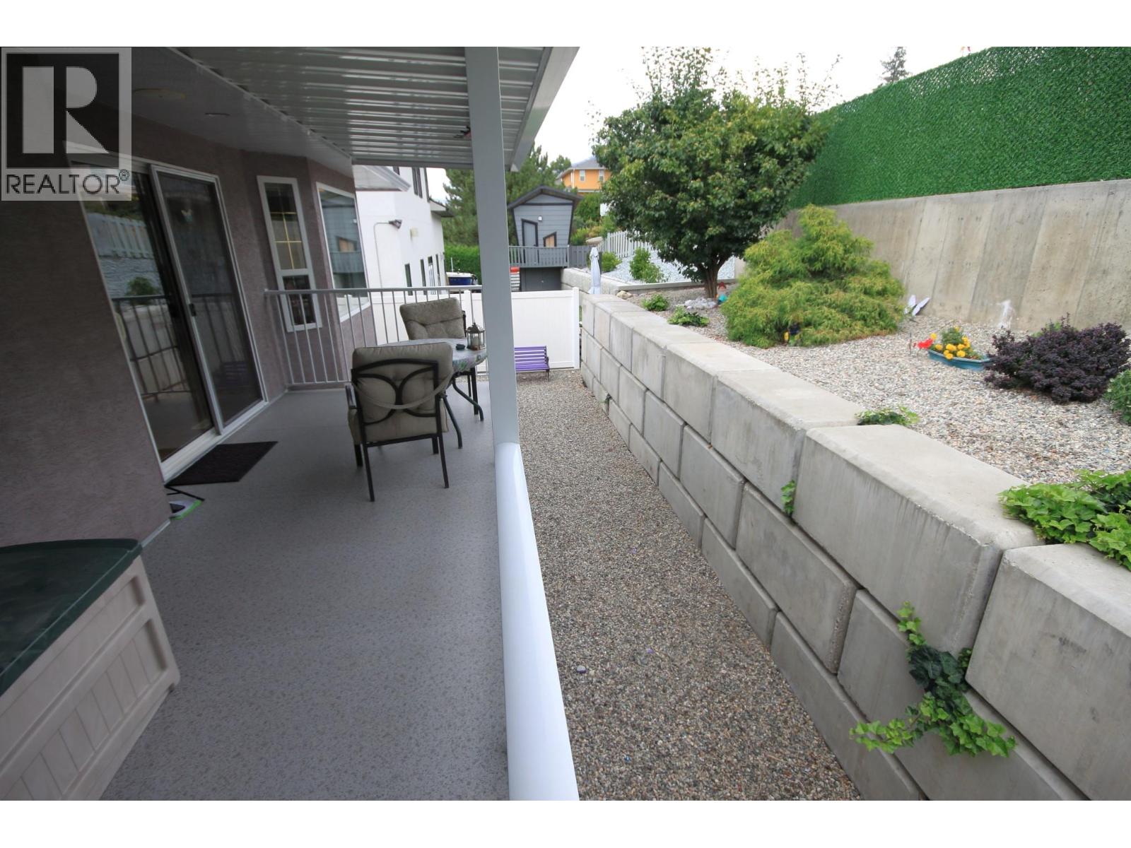 957 MORNINGSTAR ROAD - 27