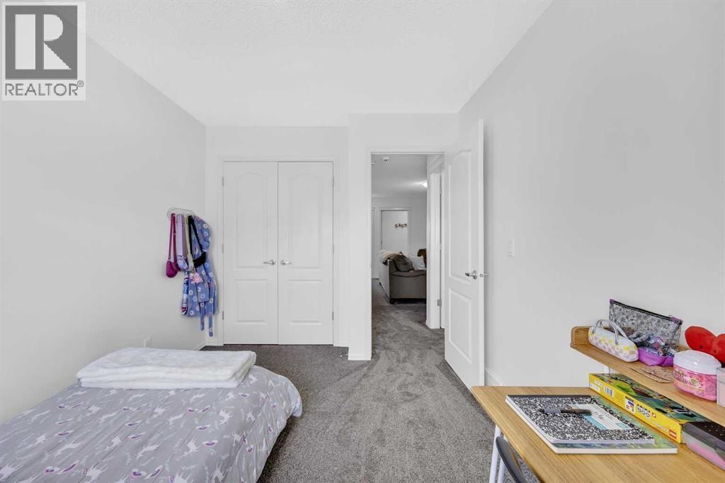 Single Family House for Sale in  Cranarch View SE Cranston Calgary 