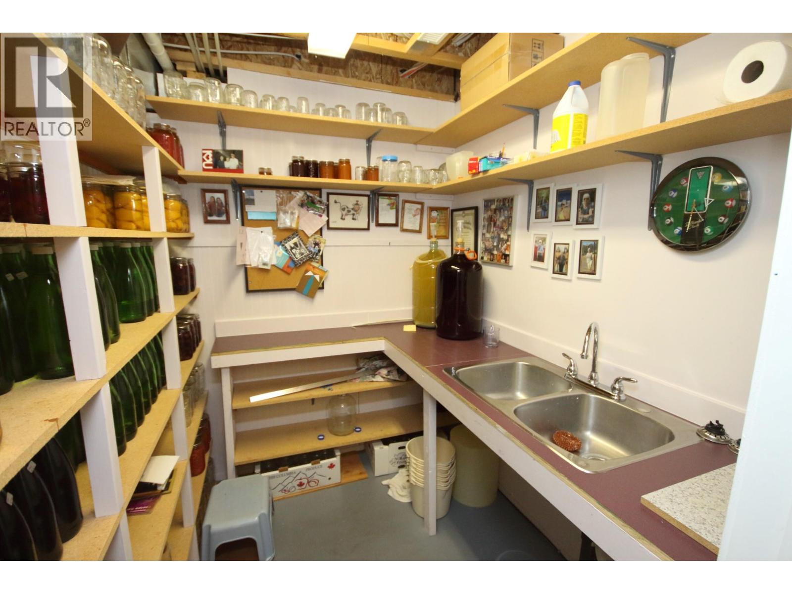 957 MORNINGSTAR ROAD - 39